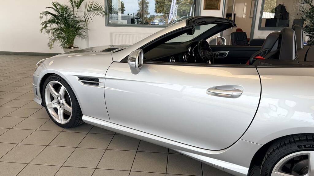 Mercedes-Benz SLK Amg Sport Silver #3
