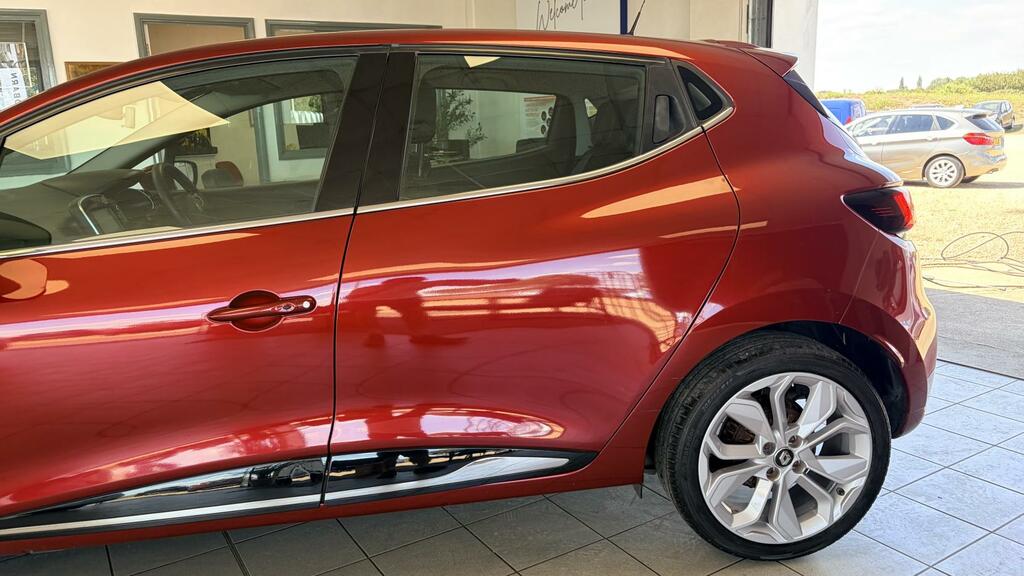 Renault Clio Dynamique S Nav Red #5