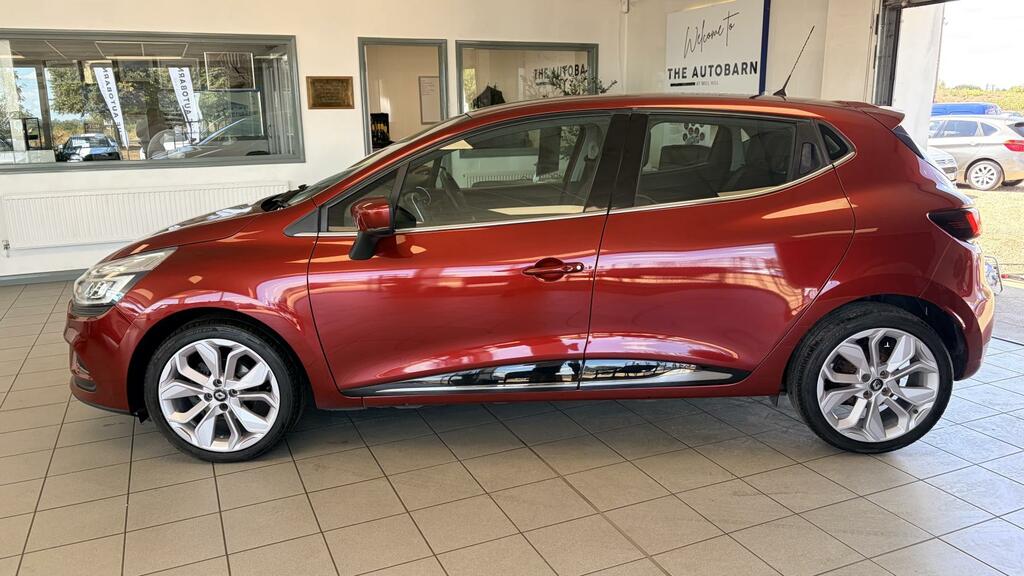 Renault Clio Dynamique S Nav Red #3