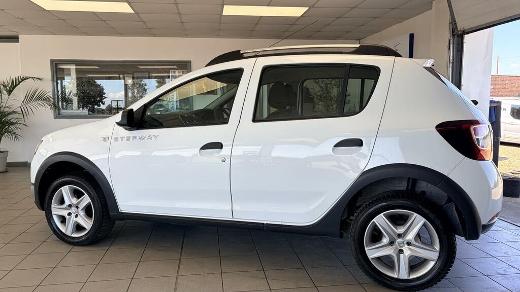 Dacia Sandero Stepway Ambiance White #2