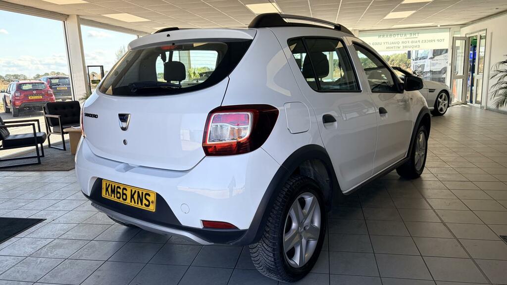 Dacia Sandero Stepway Ambiance White #3