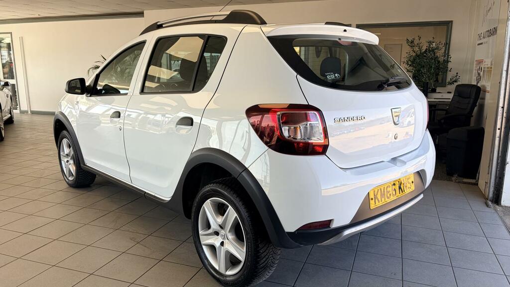 Dacia Sandero Stepway Ambiance White #4