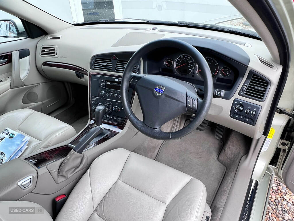 Volvo S60 Se 2.4-D5-163 6 Speed Saloon, Nj06 Ofk  #11