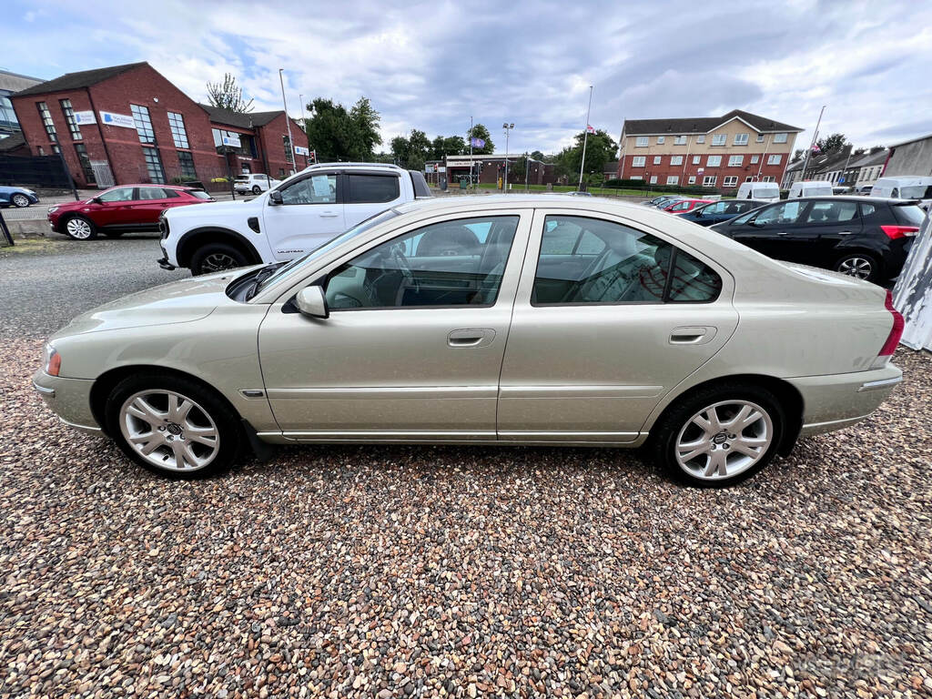 Volvo S60 Se 2.4-D5-163 6 Speed Saloon, Nj06 Ofk  #19