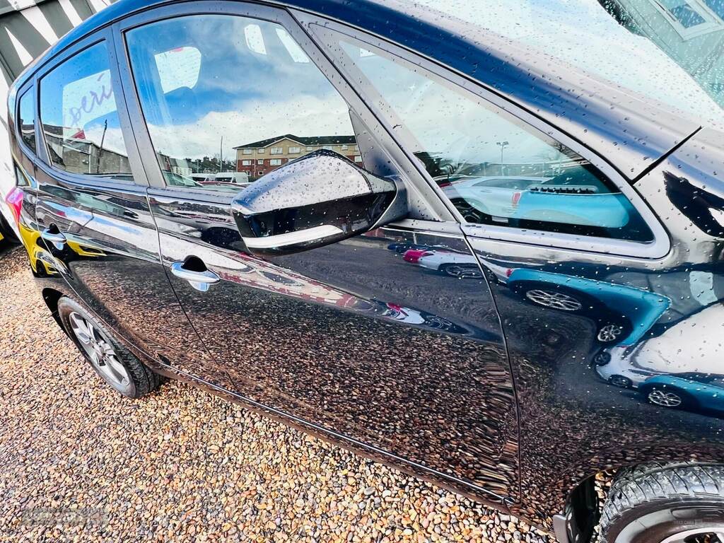 Hyundai Ix20 Hyundai Ix20 1.4 Blue Drive Se Euro 6 Ss 20  #22