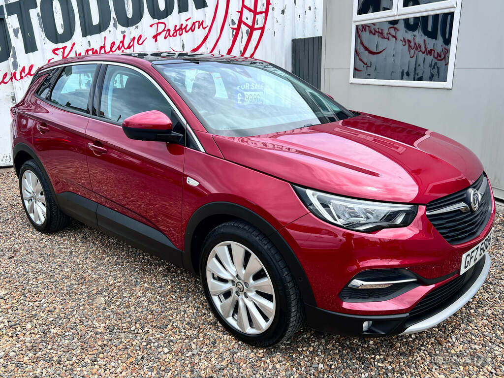 Vauxhall Grandland X 1.2 Turbo Elite Nav Red