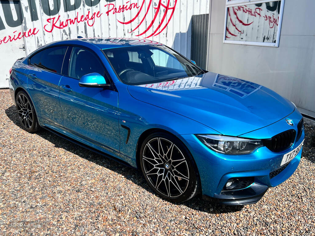 BMW 4 Series 420D 190 M Sport Professional Media Blue