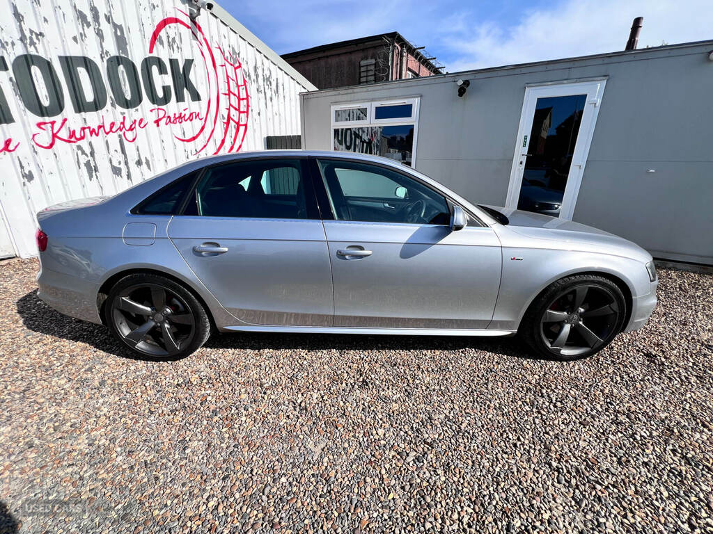 Audi A4 2.0 Tdi 150 S Line Silver #3