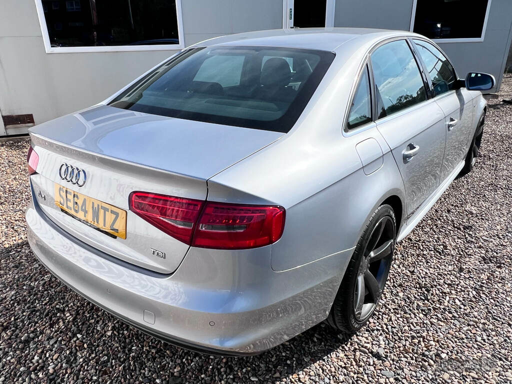 Audi A4 2.0 Tdi 150 S Line Silver #4