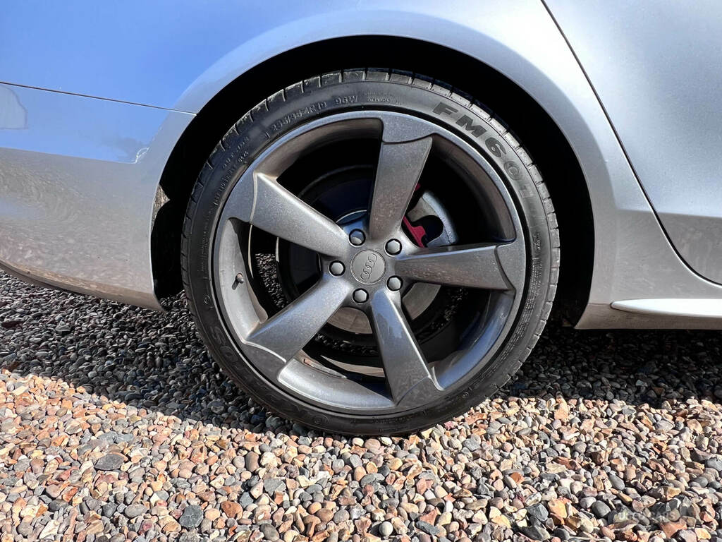 Audi A4 2.0 Tdi 150 S Line Silver #5