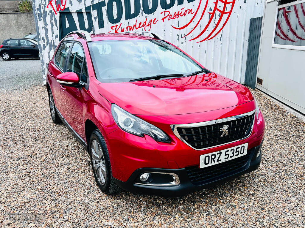 Peugeot 2008 1.2 Puretech Active Start Stop Red #2