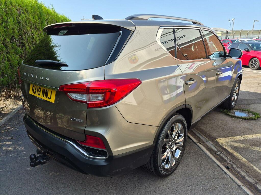 SsangYong Rexton 2.2D Ultimate T-tronic 4Wd Euro 6 Beige #6