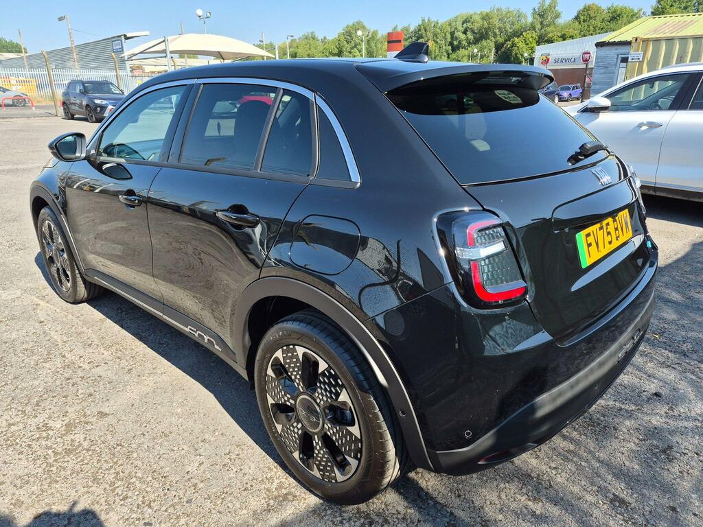 Fiat 600e 54Kwh La Prima Black #4
