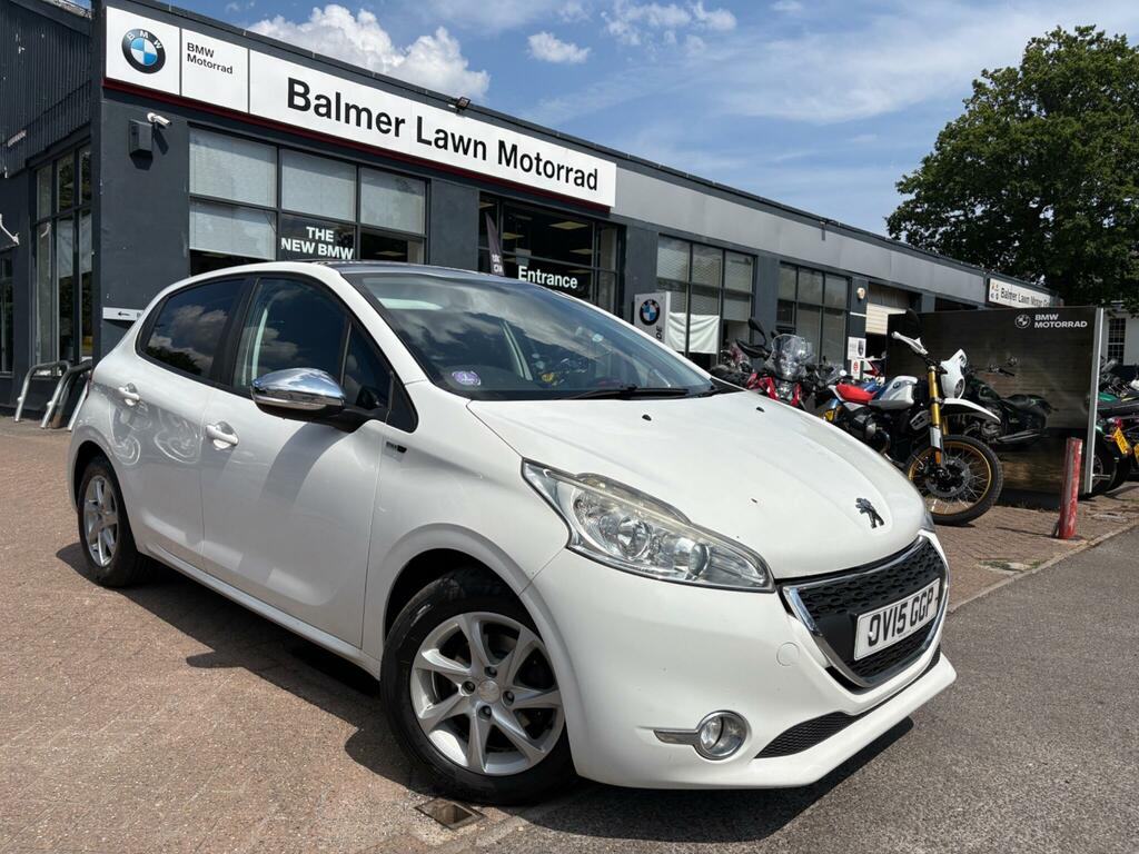 Peugeot 208 1.2 Vti Puretech Style Hatchback White