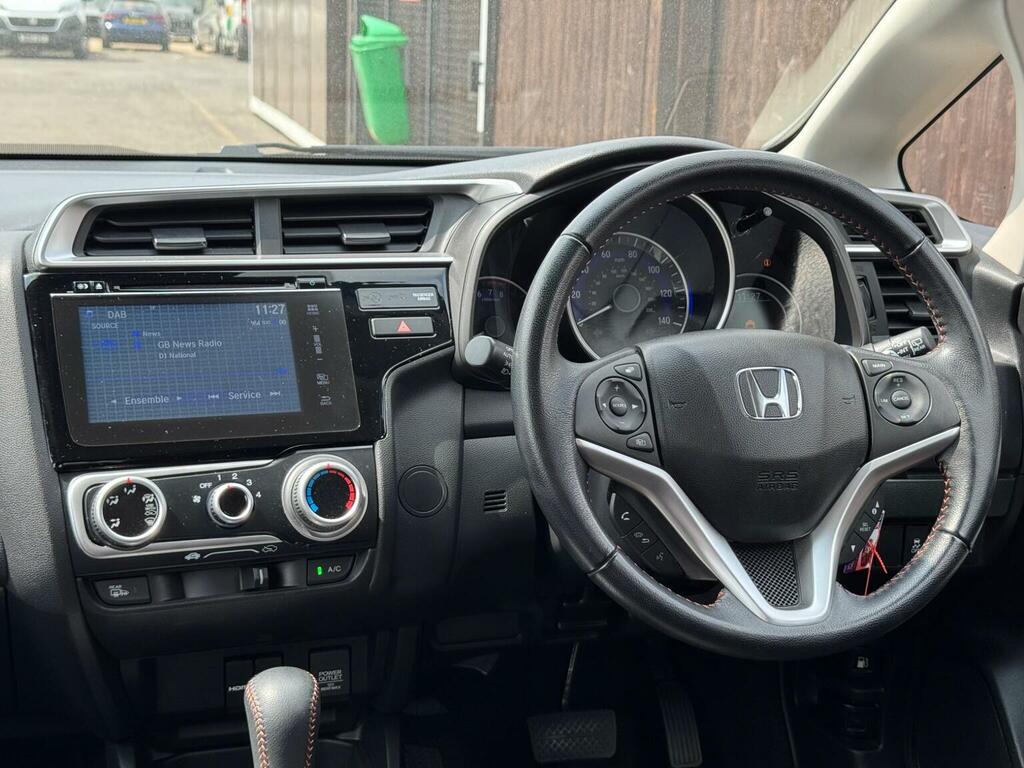Honda Jazz 1.5 I-vtec Sport Cvt Euro 6 Ss 201867 White #4