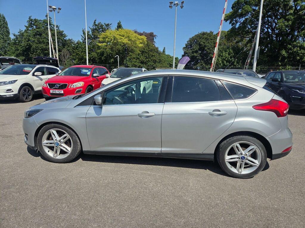 Ford Focus 1.6 Tdci Zetec Euro 5 Ss BV15UBA Silver #6