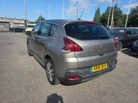 Peugeot 3008 1.2 Puretech Allure Euro 6 Ss Black #16