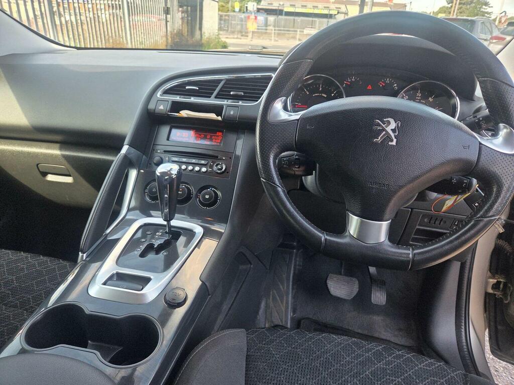 Peugeot 3008 1.2 Puretech Allure Euro 6 Ss Black #12