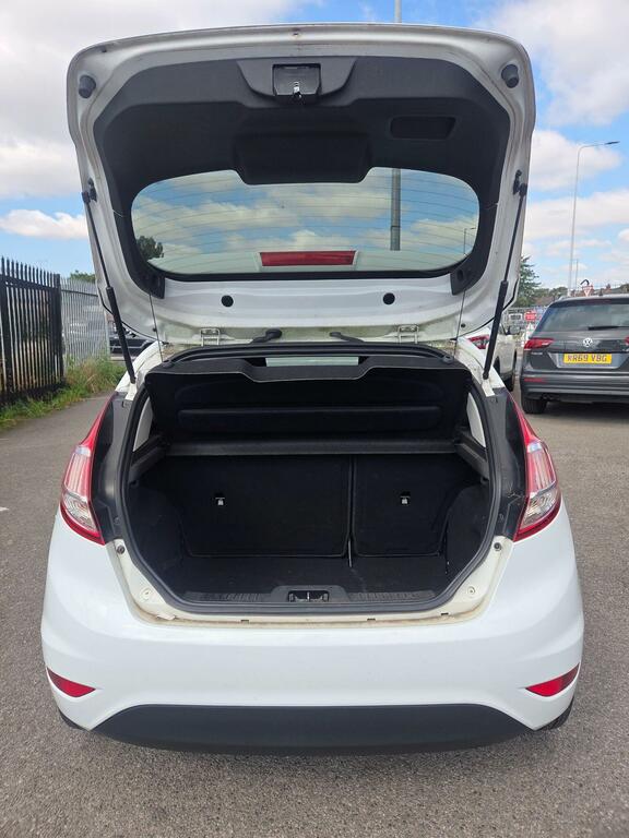 Ford Fiesta 1.0T Ecoboost Titanium Euro 6 Ss White #4