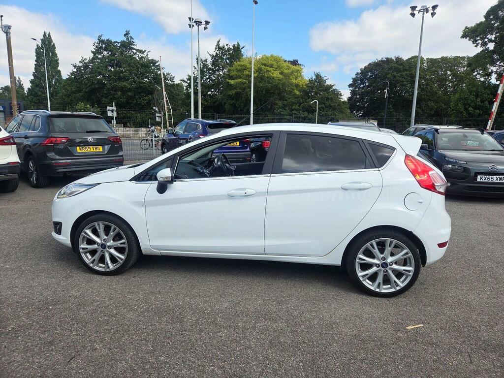 Ford Fiesta 1.0T Ecoboost Titanium Euro 6 Ss White #6