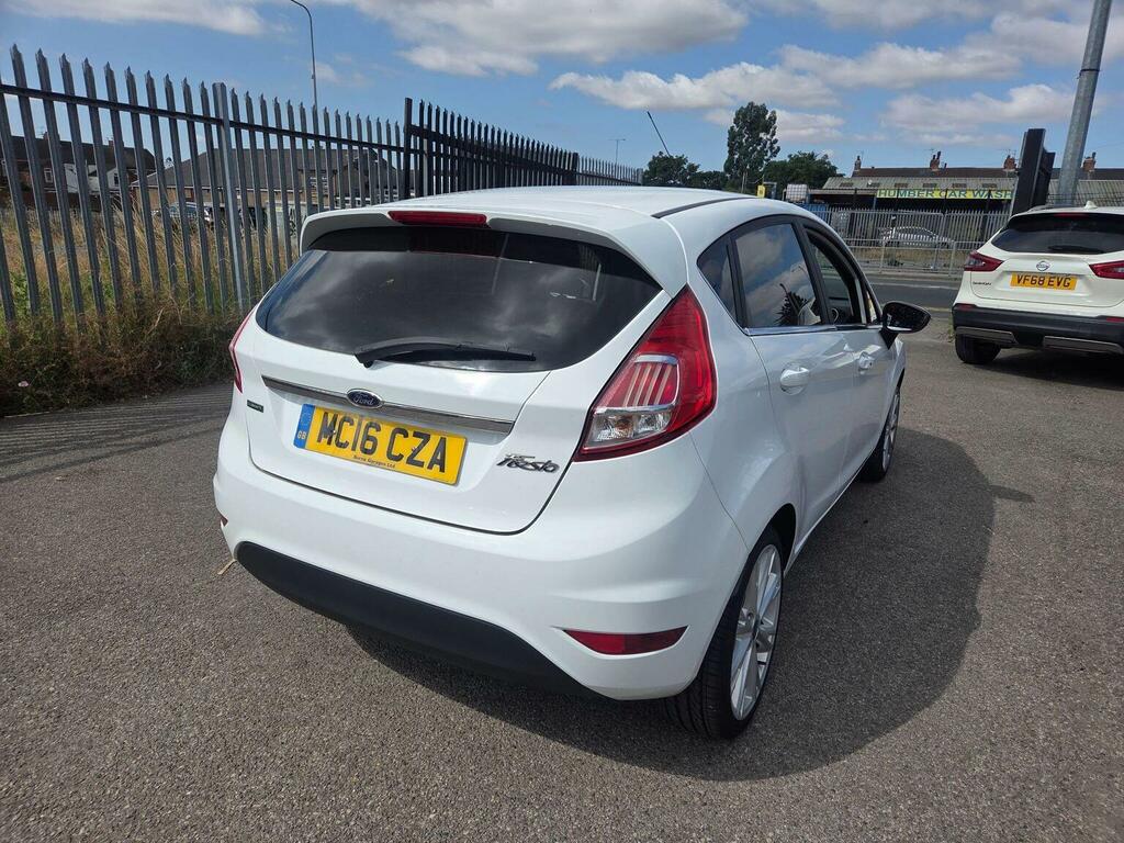 Ford Fiesta 1.0T Ecoboost Titanium Euro 6 Ss White #3