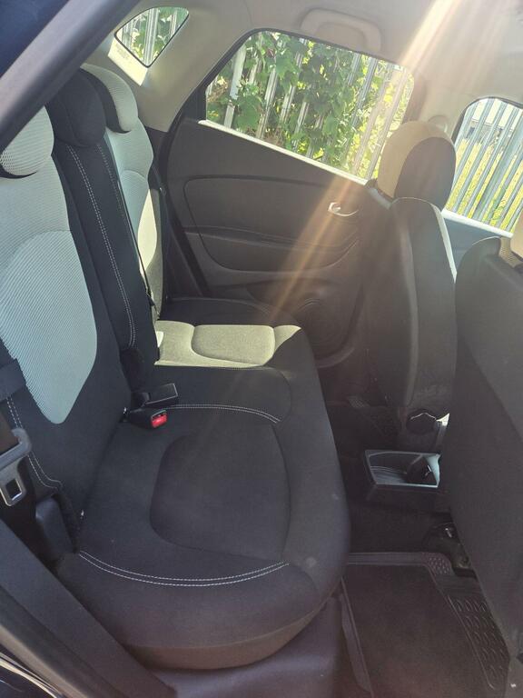Renault Captur Tce Iconic Sat Red #9