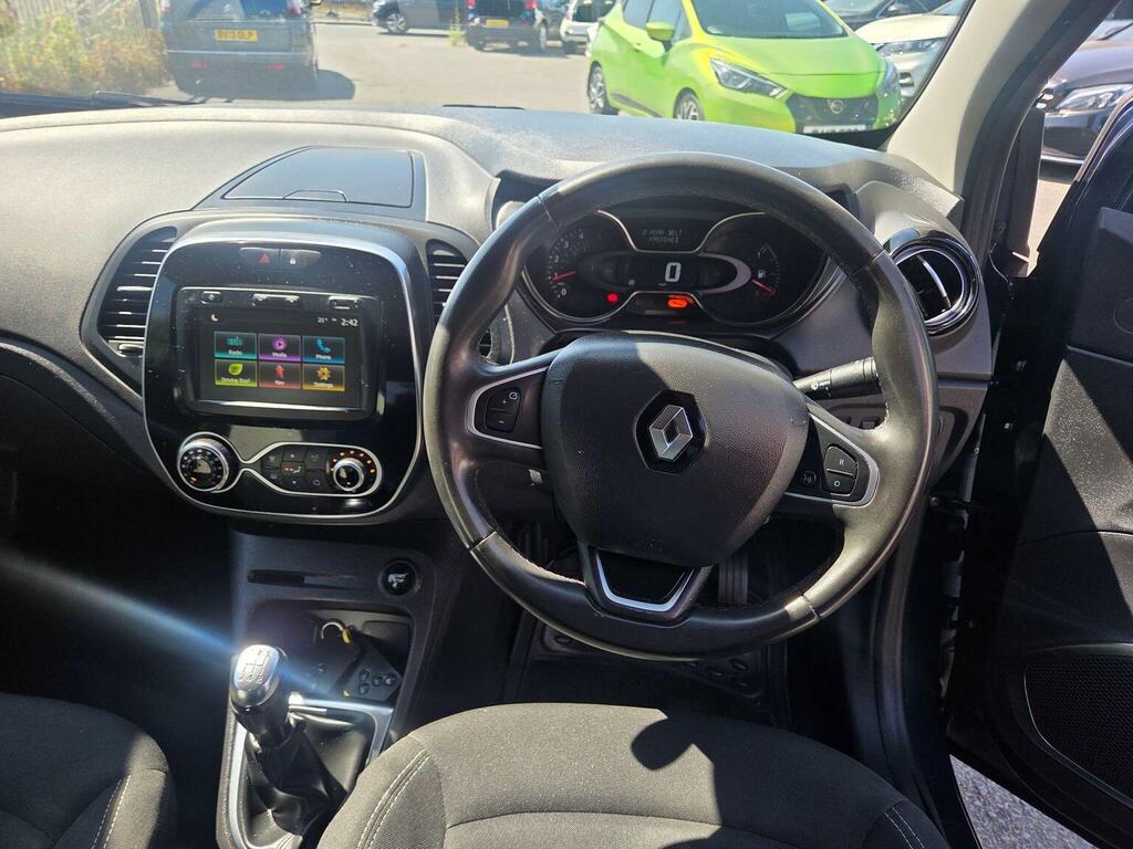 Renault Captur Tce Iconic Sat Red #12