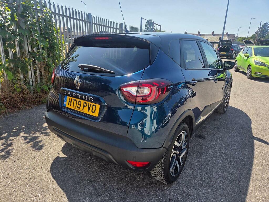 Renault Captur 1.5 Dci Energy Iconic Euro 6 Ss HT19PVO Blue #3