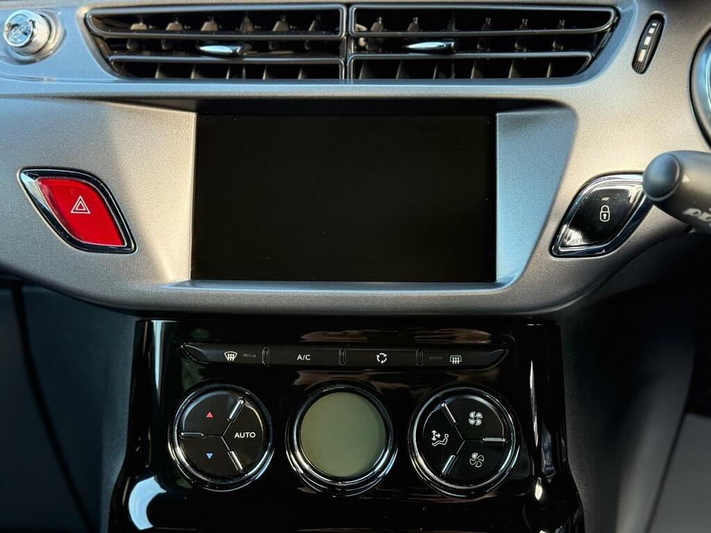 DS DS 3 Cabrio Ds 3 Cabrio 1.6 Thp Prestige Cabriolet Euro 6 Ss Black #14