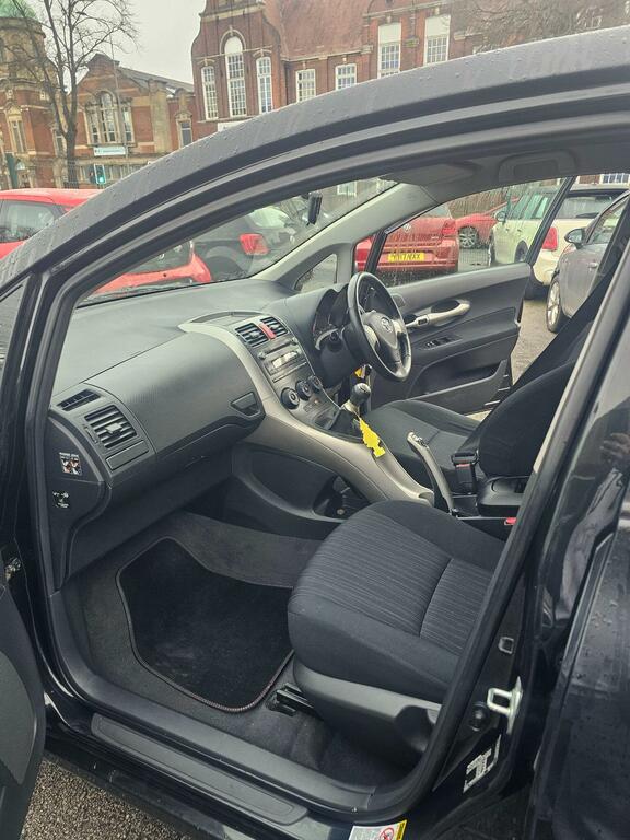 Toyota Auris 1.6 T Spirit Multimode Silver #19