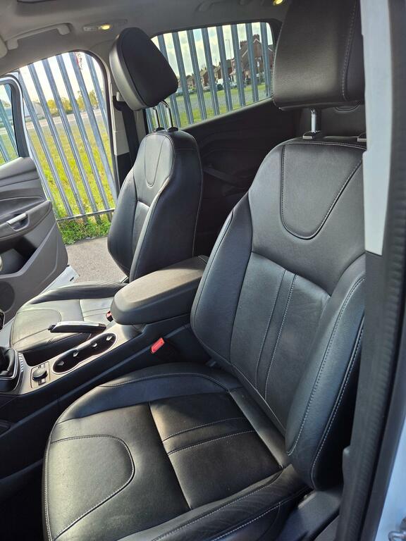 Ford Kuga 2.0 Tdci Titanium 2Wd Euro 5 #11