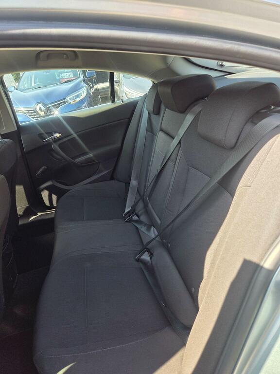 Vauxhall Insignia Sri Nav Cdti 5-Door White #10