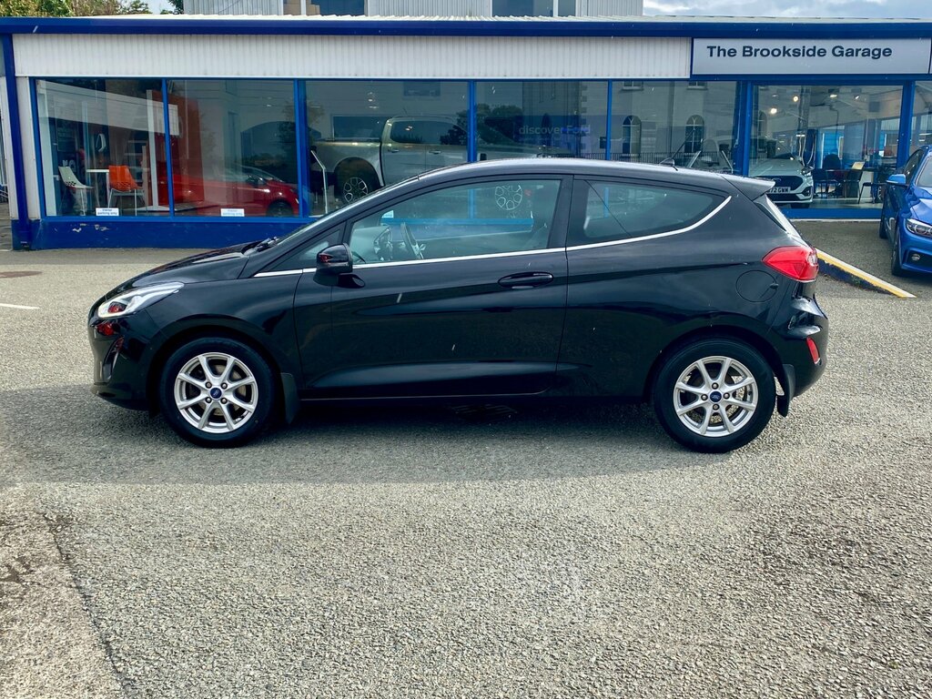 Ford Fiesta 1.0 Ecoboost Zetec Black #4