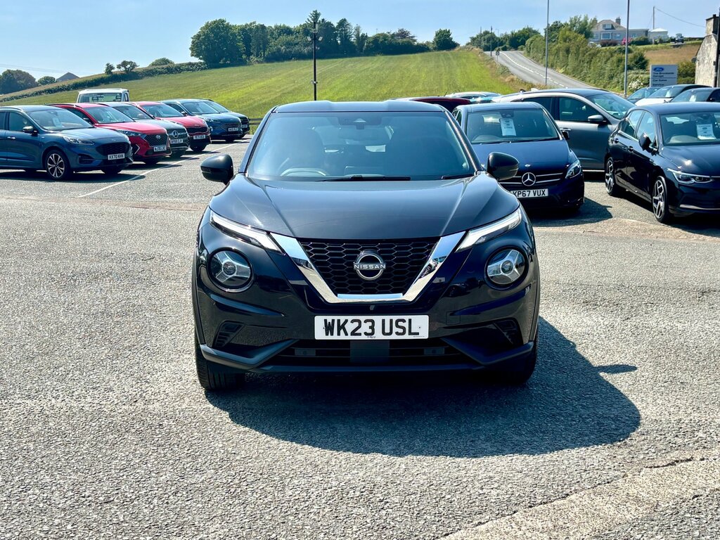 Nissan Juke 1.0 Dig-t N-connecta Suv Dct Euro Black #2