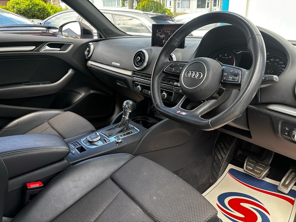 Audi A3 1.5 Tfsi Cod 35 S Line Sportback S Tron KM19PZA Black #2