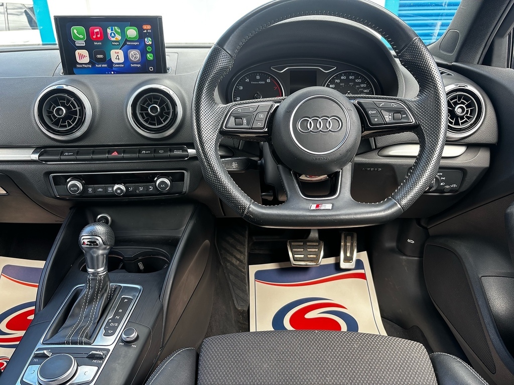 Audi A3 1.5 Tfsi Cod 35 S Line Sportback S Tron KM19PZA Black #5