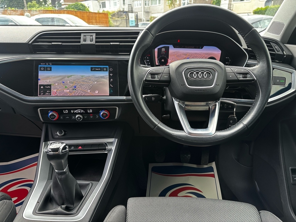 Audi Q3 1.5 Tfsi Cod 35 Sport Suv Euro 6 MV19WHW Silver #5