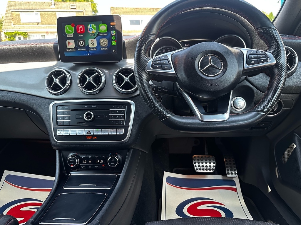 Mercedes-Benz GLA Class 2.1 Gla220d Amg Line Premium Suv 7G-d Grey #6