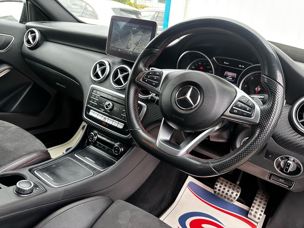 Mercedes-Benz A Class A200d Amg Line Hatchback 2.1 LG18NLC Black #4