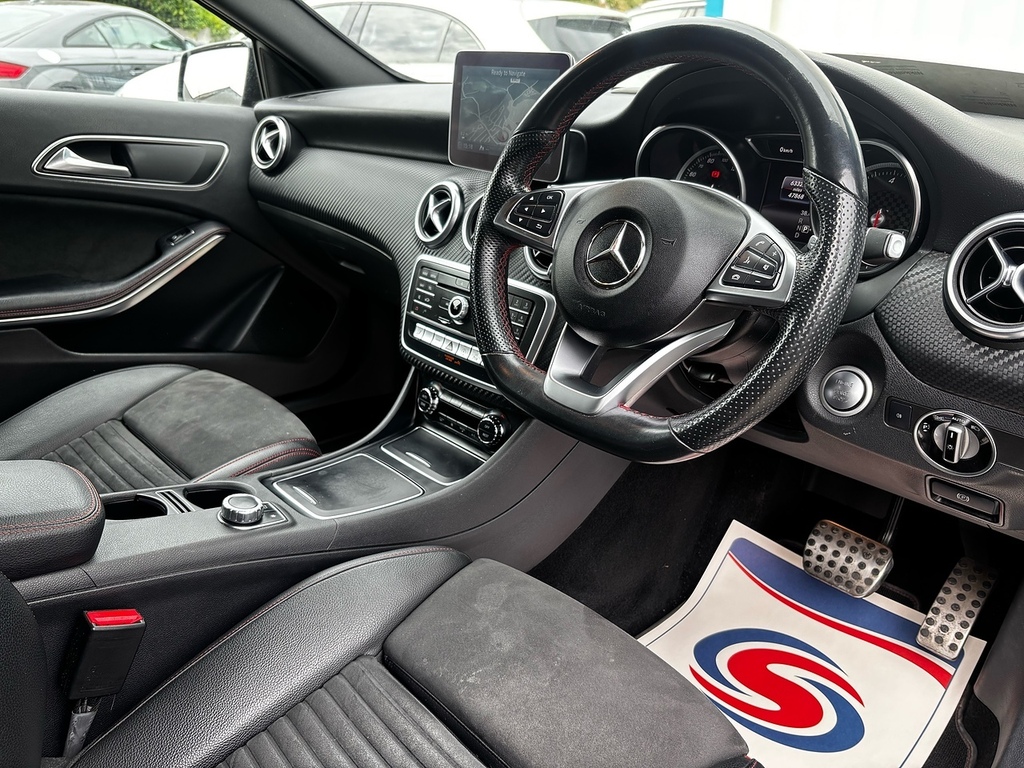 Mercedes-Benz A Class A200d Amg Line Hatchback 2.1 LG18NLC Black #3