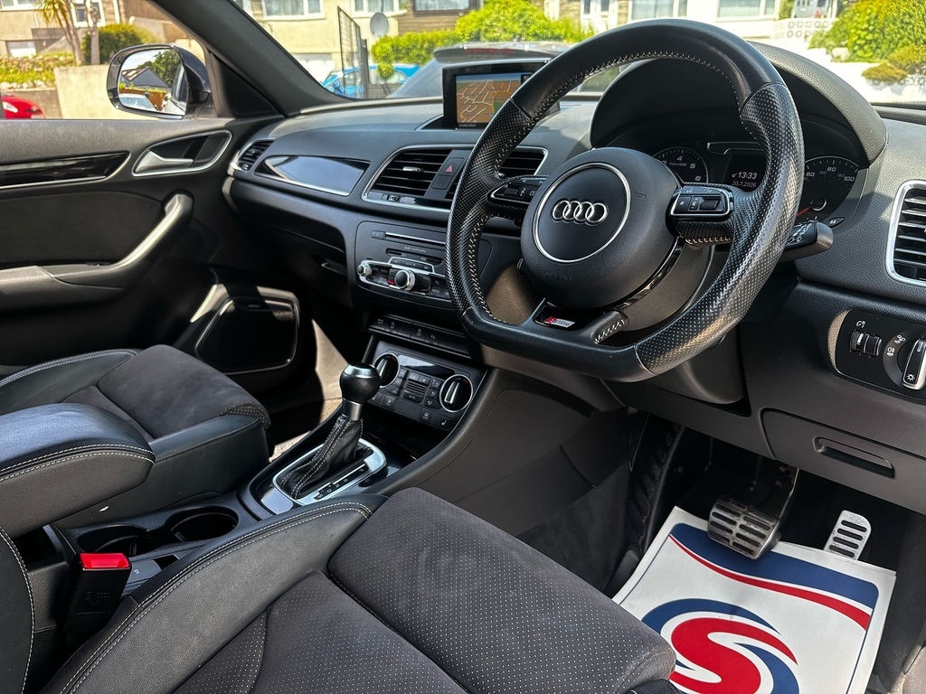 Audi Q3 1.4 Tfsi Cod Black Edition Suv S Tronic WK68HND White #3