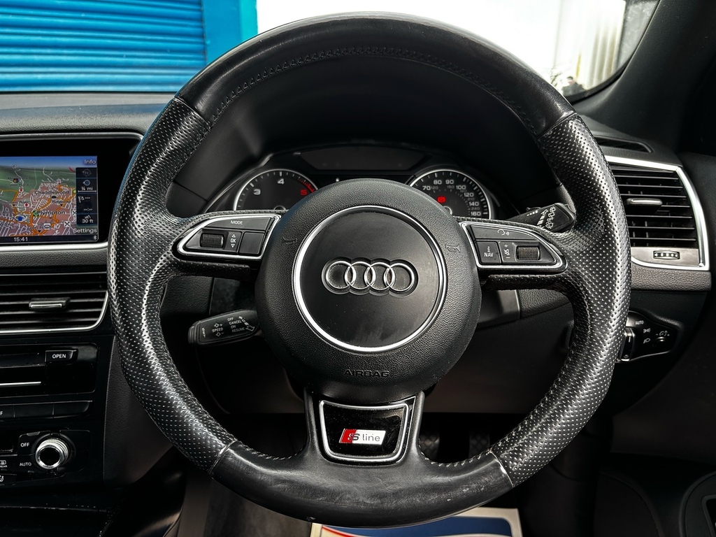 Audi Q5 2.0 Tdi Quattro Se 175 Bhp Black #7