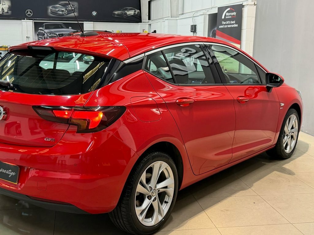 Vauxhall Astra Hatchback Black #8