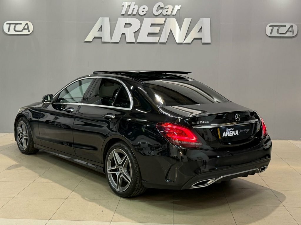 Mercedes-Benz C Class 2L Amg Line Black #5
