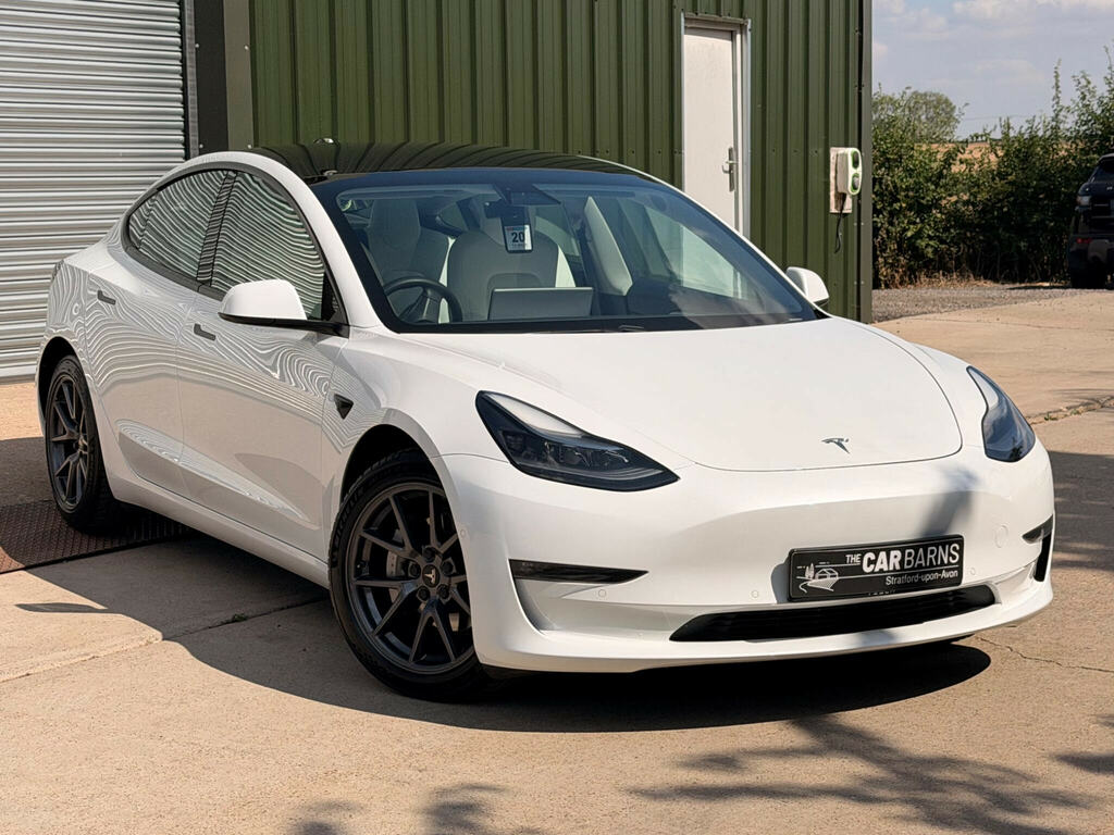 Tesla Model 3 Dual Motor Long Range Saloon 4 White