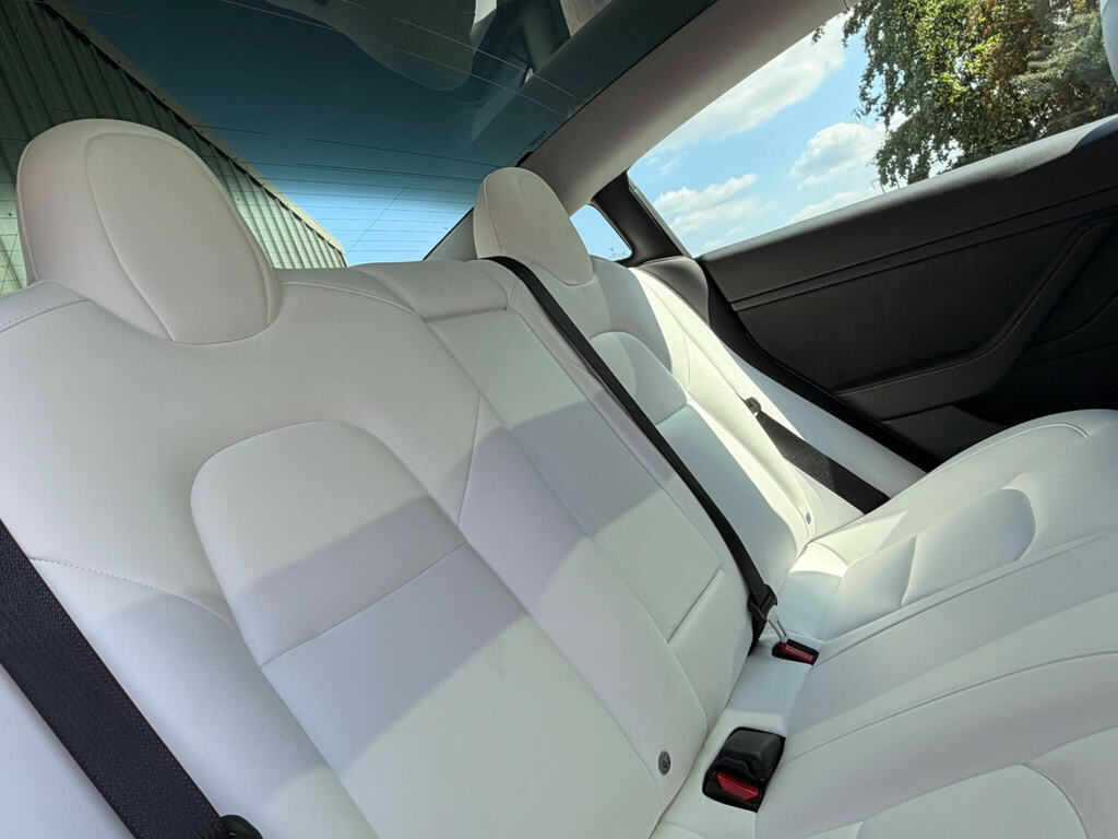 Tesla Model 3 Dual Motor Long Range Saloon 4 Grey #30