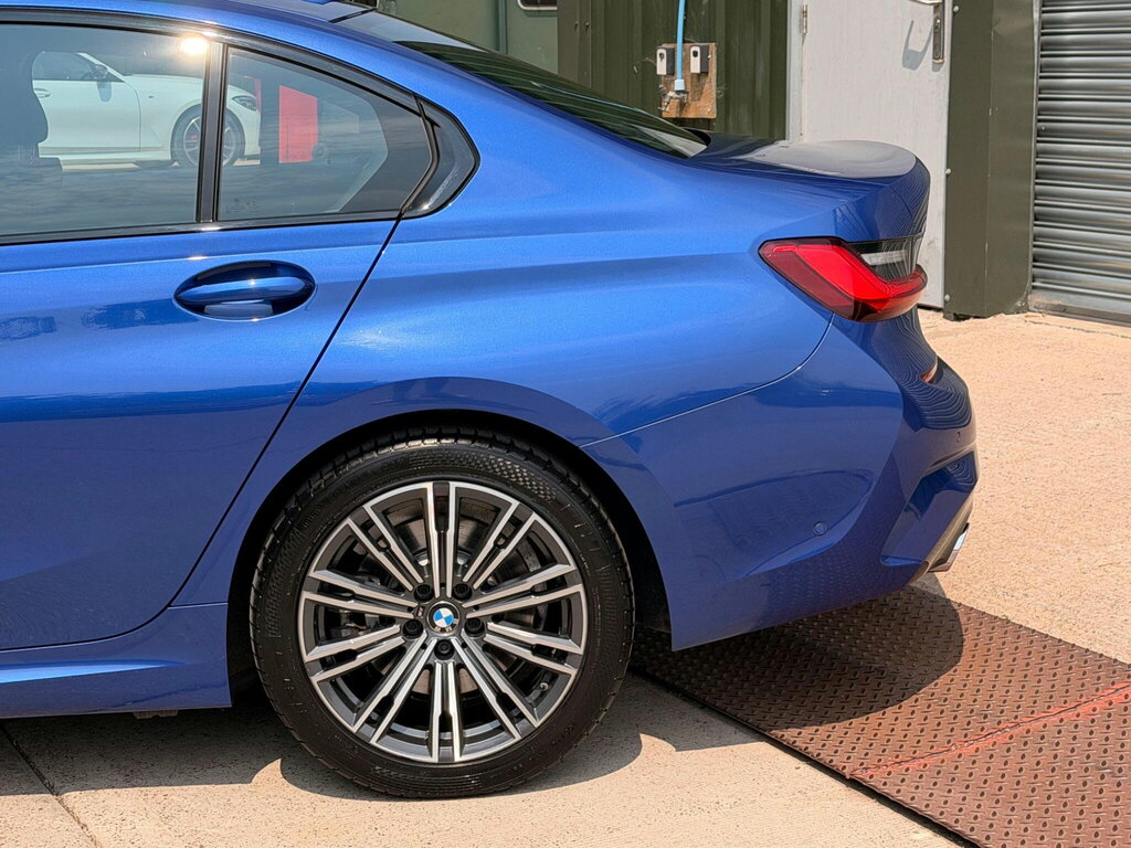 BMW 3 Series M Sport Blue #16