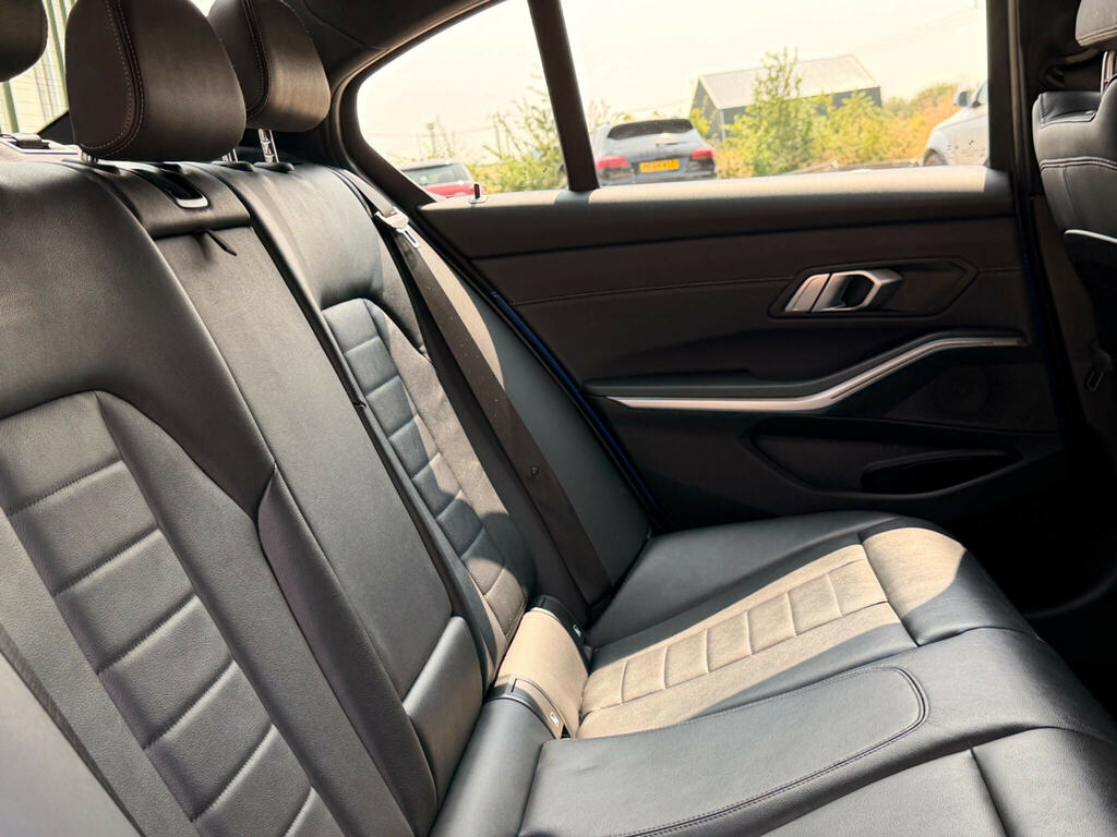 BMW 3 Series M Sport Blue #25