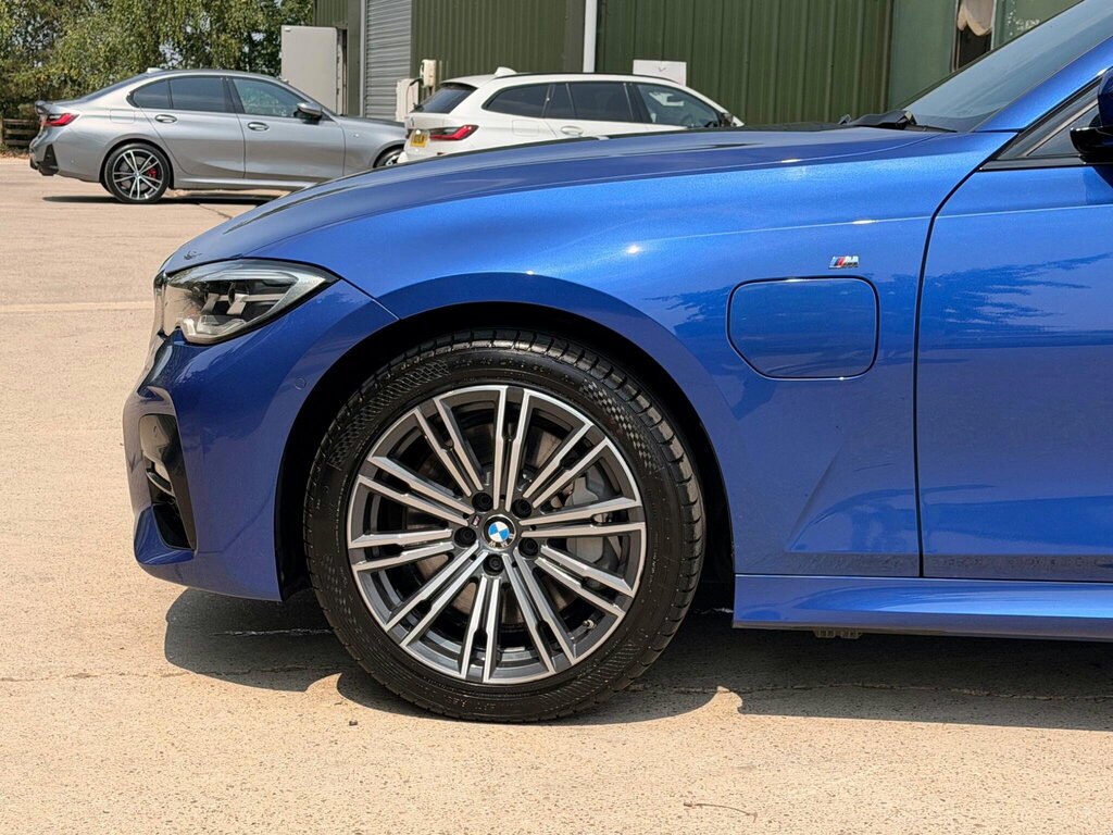 BMW 3 Series M Sport Blue #11