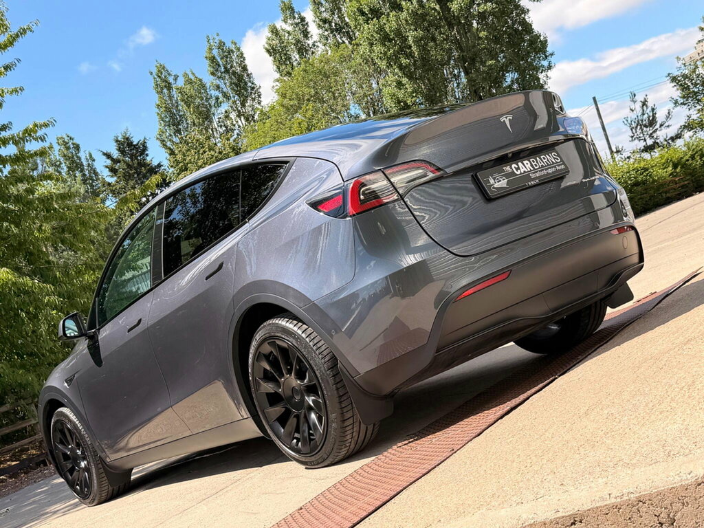 Tesla Model Y Dual Motor Long Range 4Wde BT22WRV Grey #3